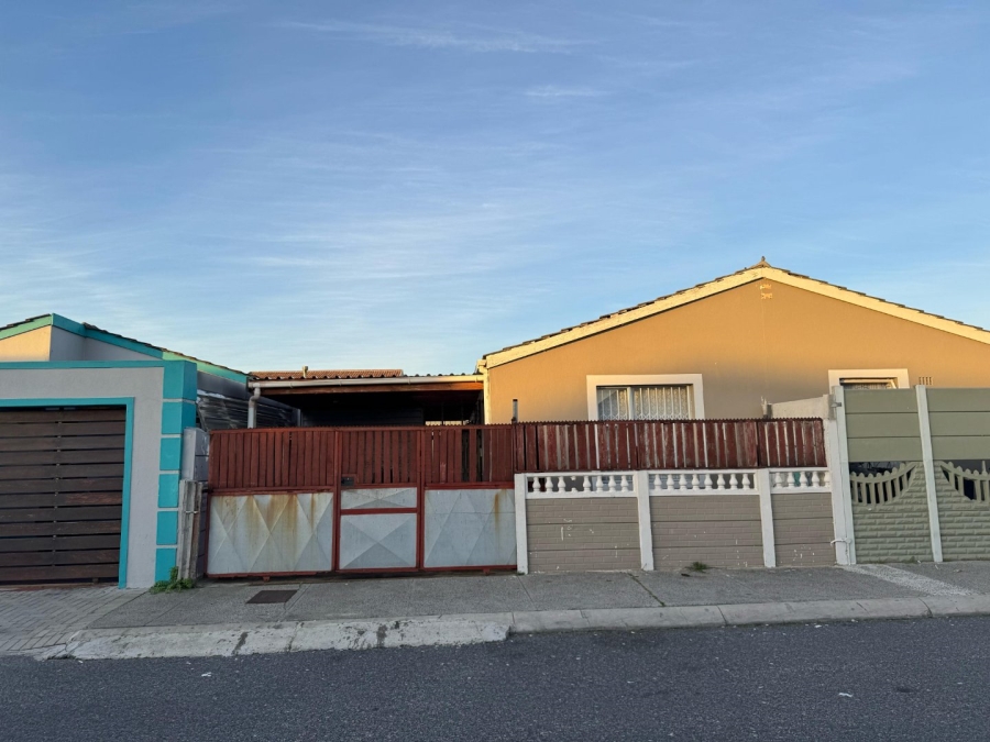 2 Bedroom Property for Sale in Portlands Western Cape